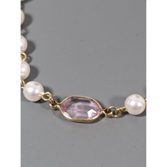 Vintage White Faux Pearl Pink Bezel Beaded Necklace Classic 22 inch - Picture 3 of 9